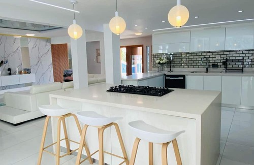 Gregorio Luperon Villa | Marilyn Suite - Chef + Pool in the Mansion