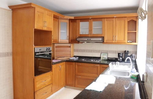 La Castellana House | Spacious 5-bedroom house in beautiful in Laureles Medellín with WiFi