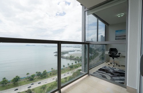 Marbella Apartment | Exclusive and luxury 2BR with balcony in Yoo Panama