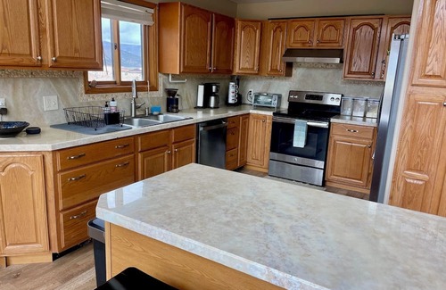 Ridgway House | Ridgway home with incredible mountain views