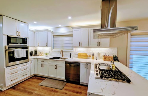 Niagara Falls House | Relax in Nature| SwimSpa + Fire Pit| Niagara Falls