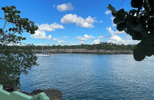 Villa Hermosa House | RioMar Cumayasa. Nature, peace and quiet. Time out between river, sea and palm trees
