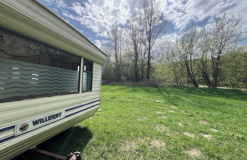 Wilga House | Nice 2-bedroom mobile home in a charming natural place, 1h drive from Warsaw