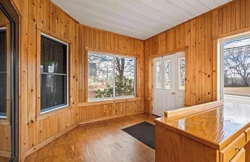 Waterville House | Charming 4-bedroom house with AC, WiFi in awesome Winslow