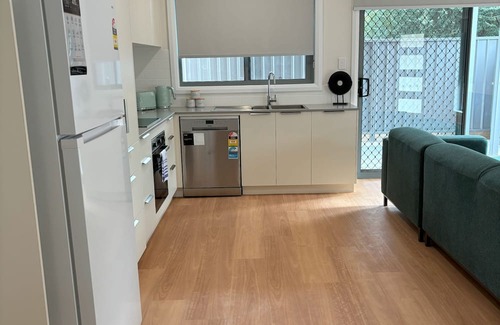 Wagga Wagga Apartment | Welcome to your perfect holiday retreat in the heart of Wagga Wagga!