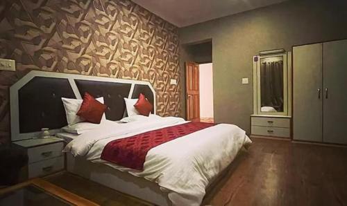 Nishat-Shalimar Hotel | FabHotel Prime Rozan Jaai