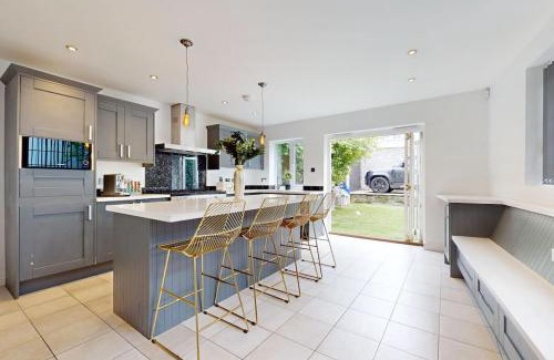 Barbican House | Hoe Sweet Hoe