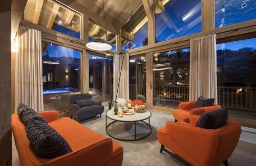 Arosa Ski Chalet | Arosa Chalet with Private Sauna Hot Tub