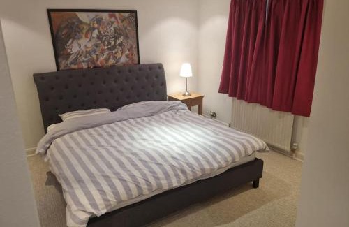 Kenley Villa | Sozen House - Luxury family home in Kenley