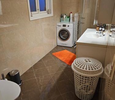 Saeveland House | Guesthouse Karmøy