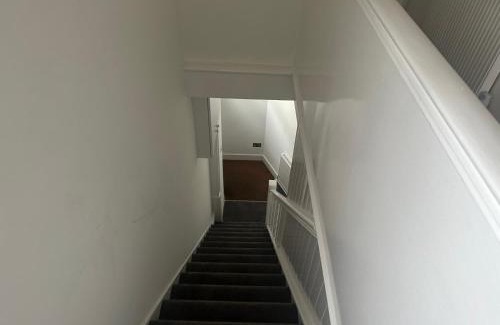 Graveney Apartment | Hidden Island