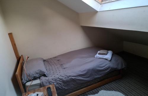 Penarth Bed & Breakfast | Weaver's House B and B