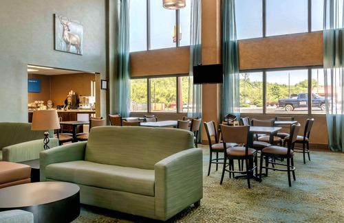Pine Grove Hotel | Comfort Inn Pine Grove