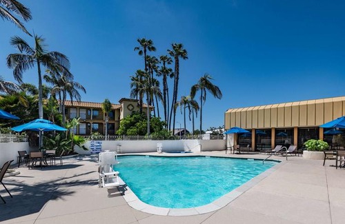 Midway-Pacific Highway Hotel | Wyndham Garden San Diego
