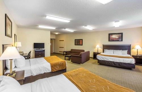 Dillon Hotel | Comfort Suites Summit County
