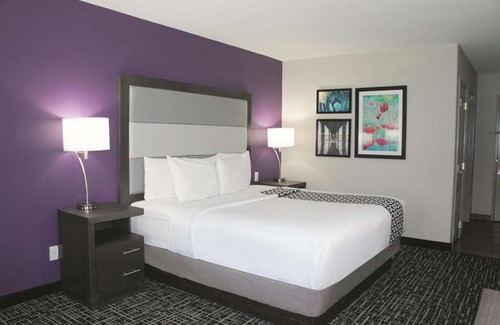 Pharr Hotel | La Quinta Inn & Suites Pharr North McAllen