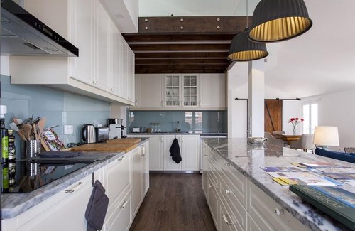 Martires Apartment | Chiado River View Deluxe Apartment