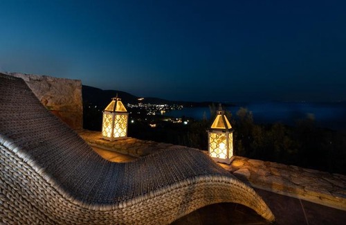 Melissopetra Villa | Villa Bamour With Paradise View