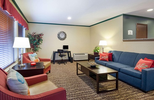 Princeton Hotel | Quality Inn Princeton