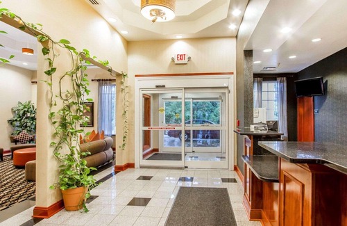 Greenville Hotel | Quality Inn & Suites Greenville I-65