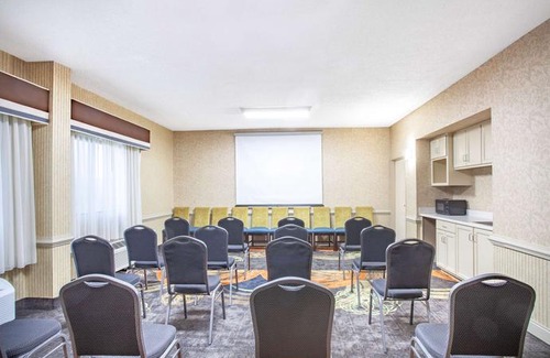 Saraland Hotel | Baymont by Wyndham Saraland