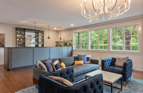 Jefferson Park Avenue Hotel | Oakhurst Inn