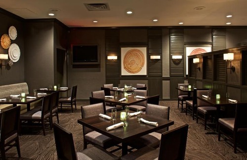 East Syracuse Hotel | Embassy Suites Syracuse