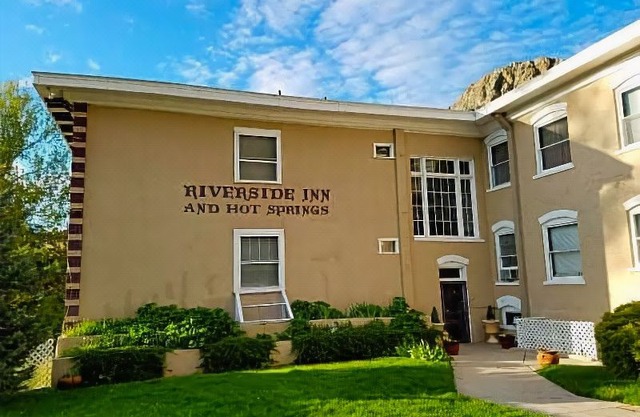 Riverside Hot Springs Inn & Spa - Adults Only