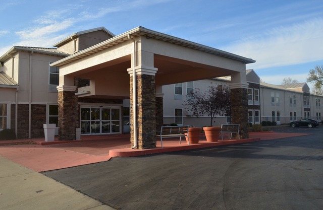 Comfort Inn & Suites Junction City - near Fort Riley