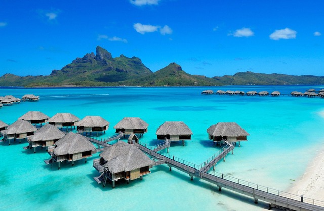 Four Seasons Resort Bora Bora
