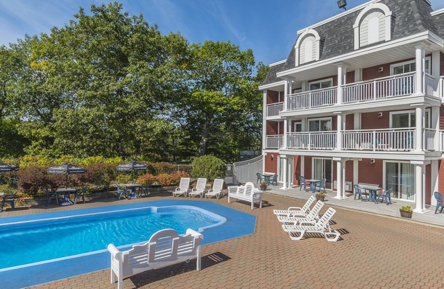 Inn on The Lake, Ascend Hotel Collection