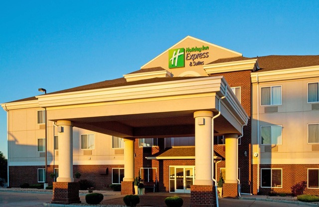 Holiday Inn Express Hotel & Suites Dickinson, an Ihg Hotel