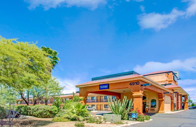 Travelodge by Wyndham Tucson AZ