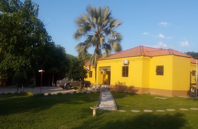 Maun Executive Inn