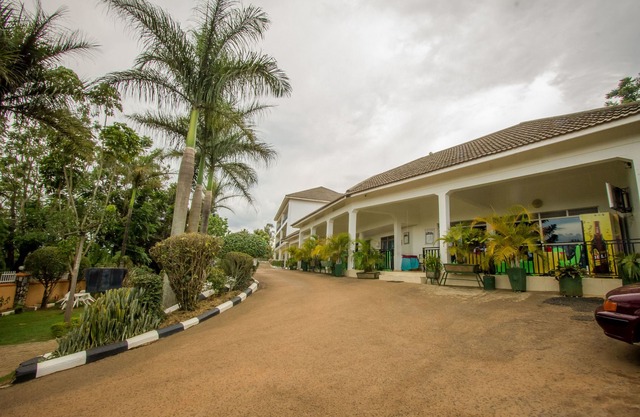 Zebra Hotel 