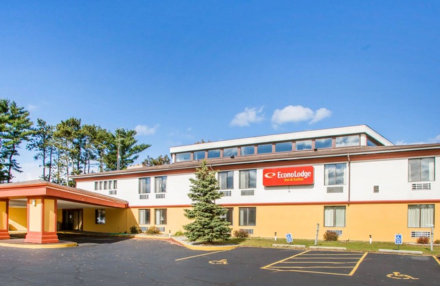 Econo Lodge Inn Suites Stevens Point 