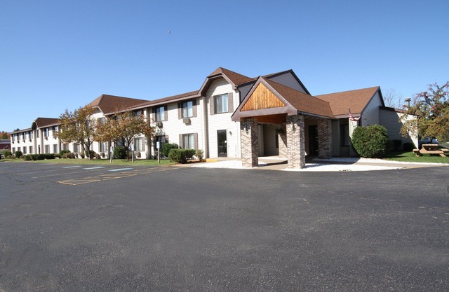 Magnuson Hotel Country Inn
