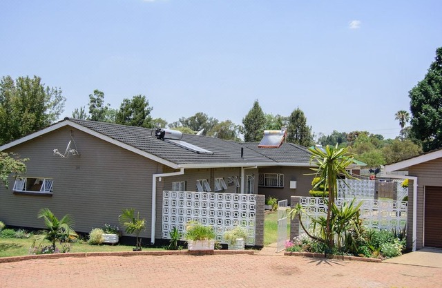 Las Palmas Guest House