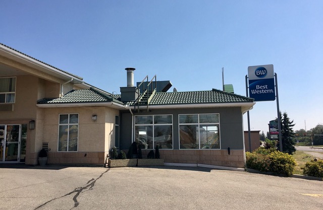 Best Western Strathmore Inn
