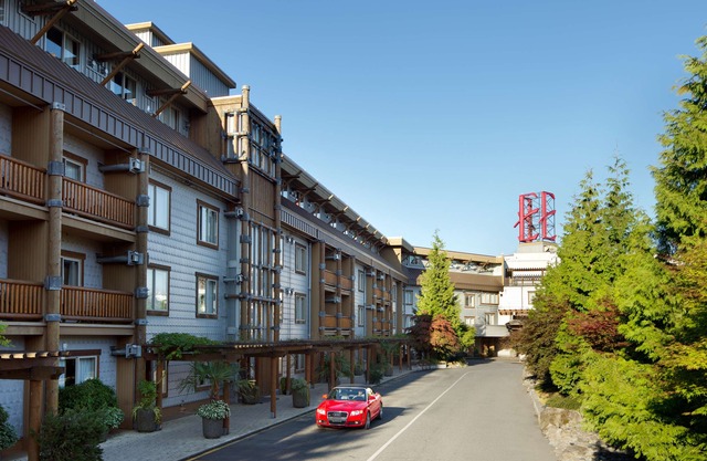 The Edgewater Hotel 
