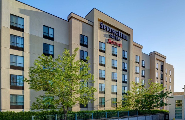 SpringHill Suites St. Louis Brentwood