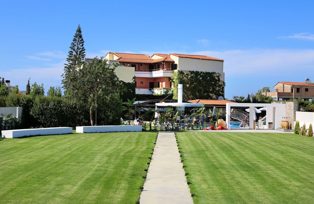 Marigianna Apartments