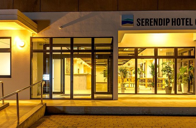 Serendip Hotel Goto