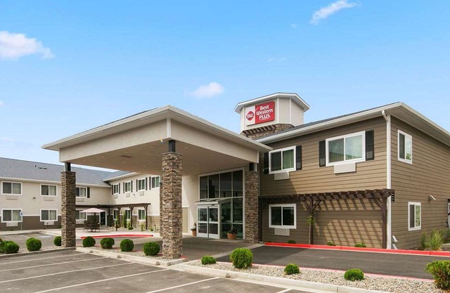 Best Western Plus Vintage Valley Inn