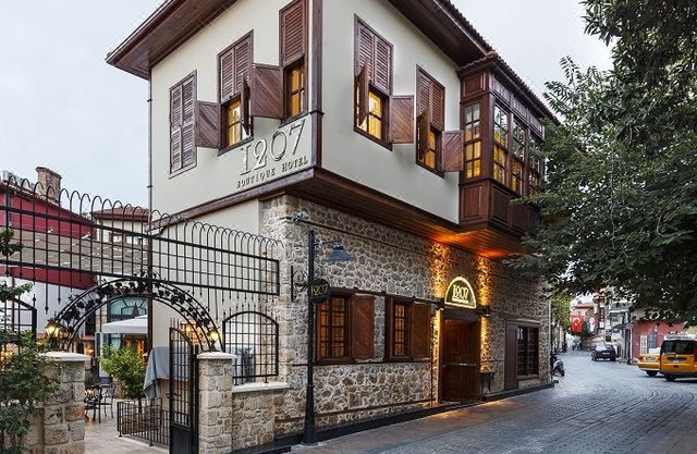 Hotel 1207