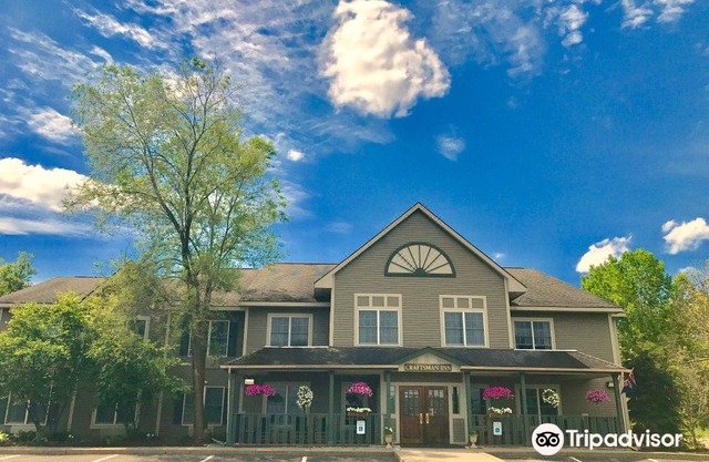 The Craftsman Inn & Suites