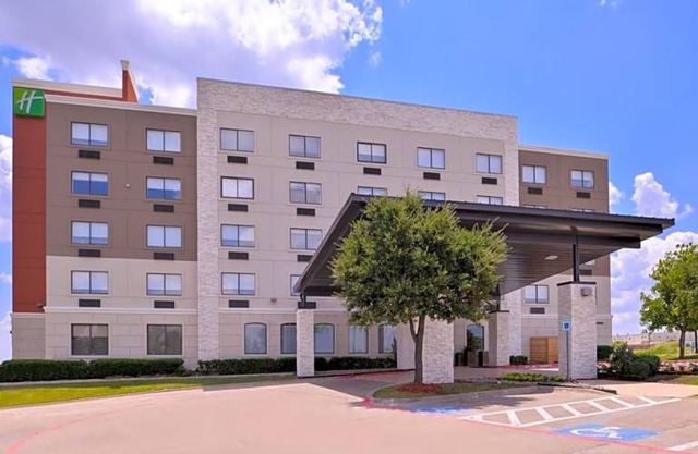 2-Star Hotel ∙ Holiday Inn Express Hotel and Suites Mesquite, an IHG Hotel