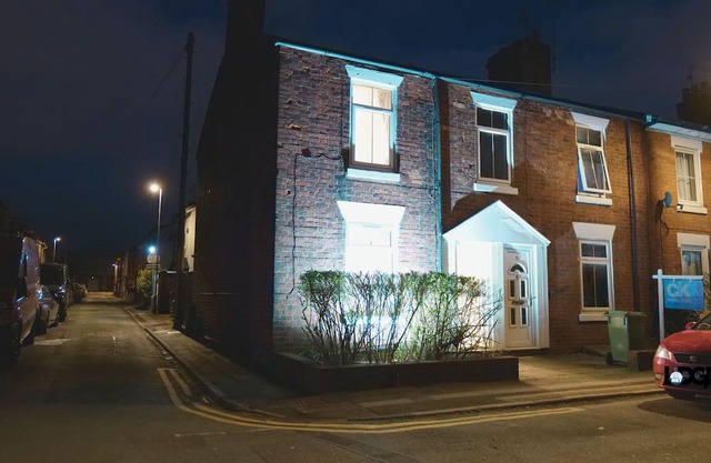 Town Centre House with parking, Wi-Fi