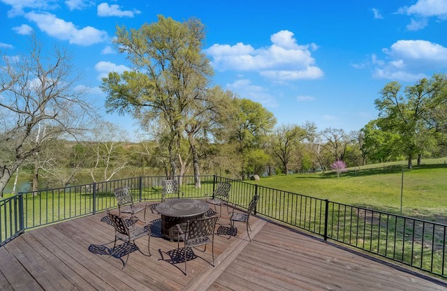 The Tarcoola Ranch by Lodgewell - Riverfront Ranch - Have a g' day and g' night there