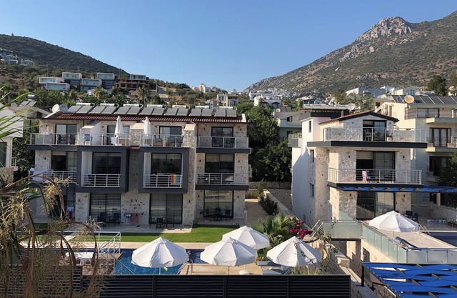 Stonehaus Apart Dublex 3+1 with Jakuzzi and seaview Kalkan No.6